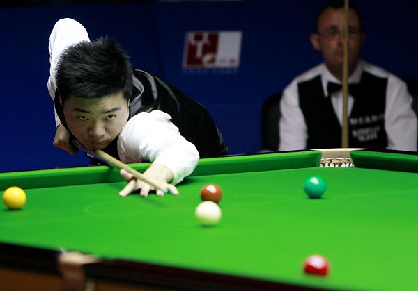 举办的滑翔 举办的滑翔